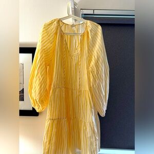 $20 CLOSET SALE:  Great warm weather Dress w/sleeves - discontinued color